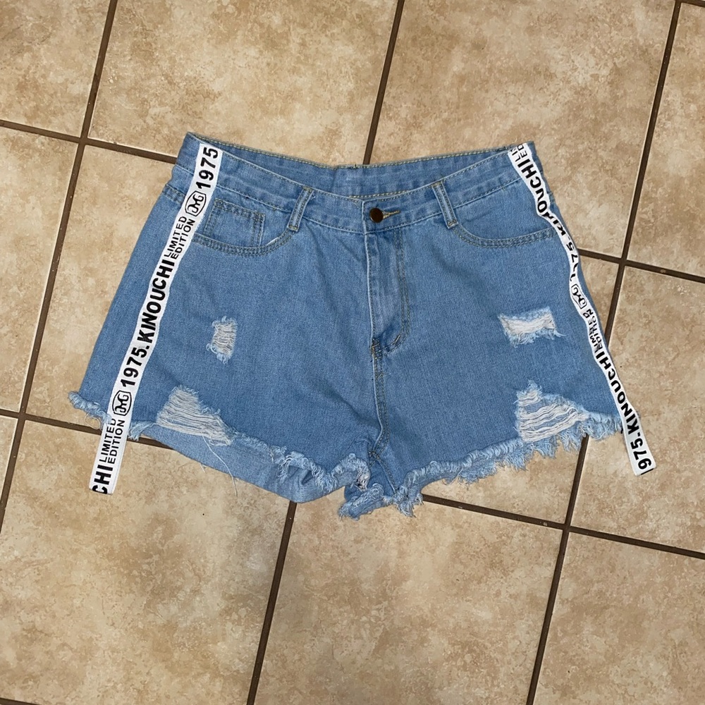 Kinouchi 1975 Limited Edition light blue Distressed Side Tag Denim Shorts XL